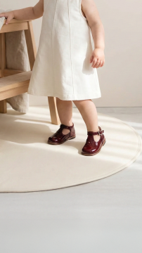 Kız Bebek Tokalı Rugan Ayakkabı