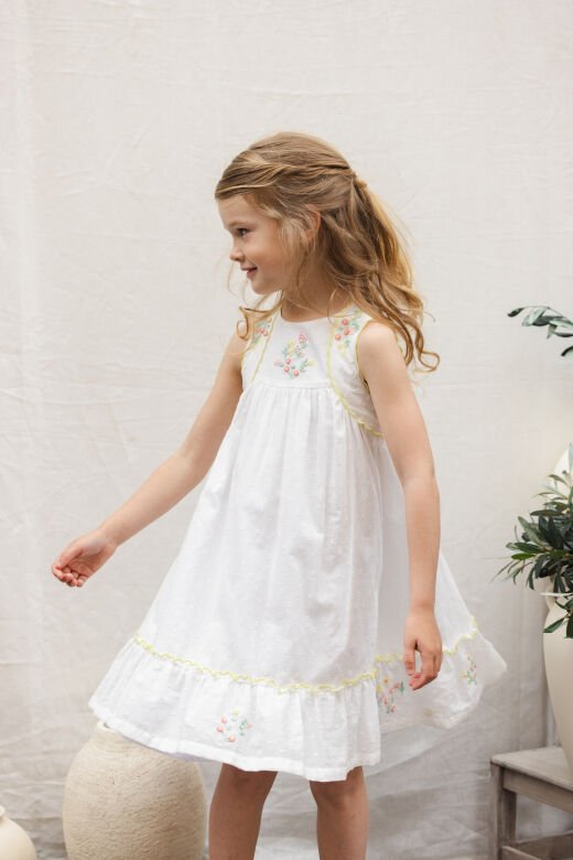 Kız Çocuk Nakış Detaylı Coton Elbise Beyaz