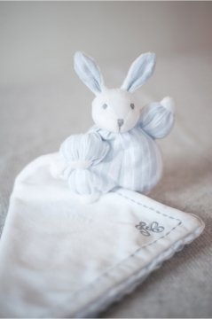 Çizgili Tavşan Uyku Arkadaşı 1977