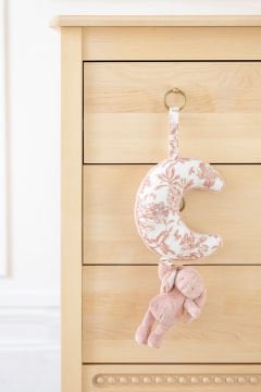 Müzikli Peluş Tavşan