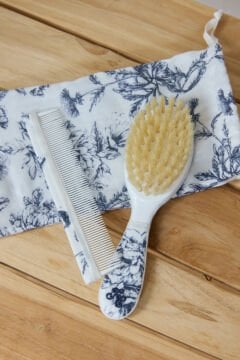 Erkek Bebek Toile de Jouy Saç Fırçası