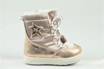 Kız Çocuk Kar Botu