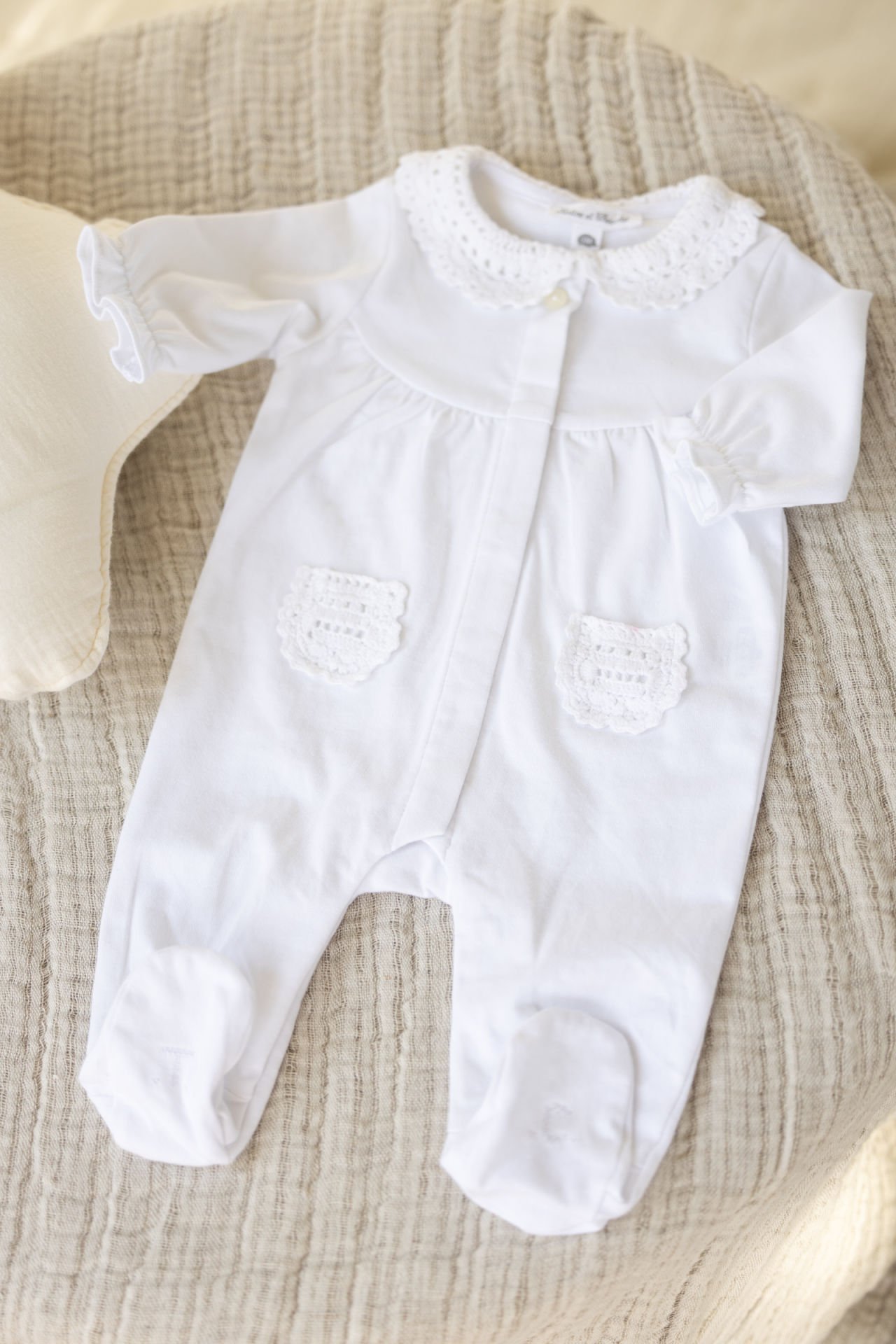 Kız Bebek Dantel Yakalı Tulum