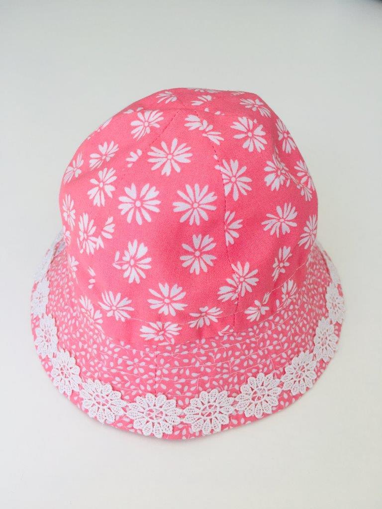 Kız Bebek Çiçek Desenli Şapka