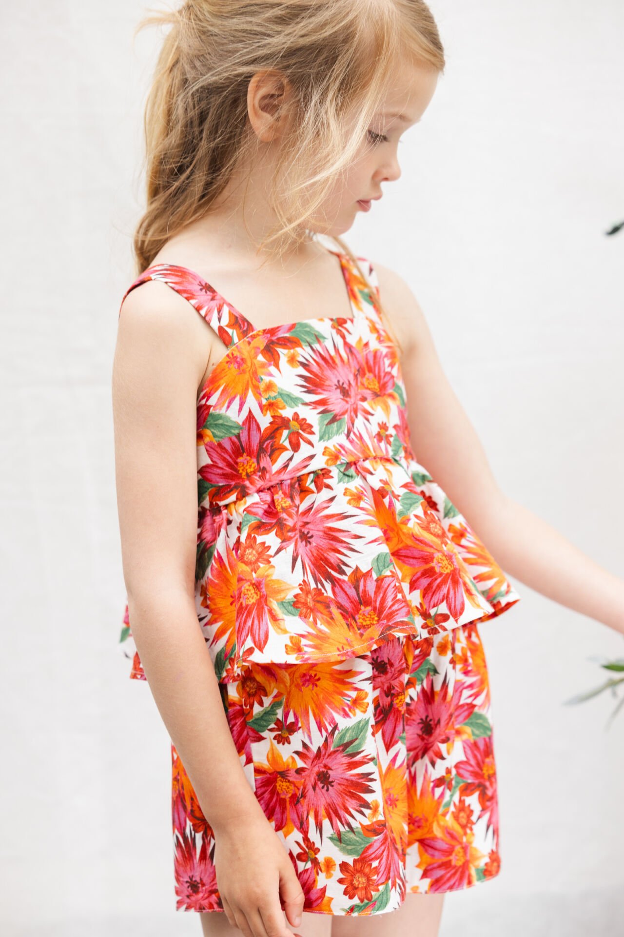 Kız Çocuk Askılı Bluz + Şort Set