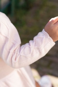 Kız Bebek Kalp Nakışlı Yün Elbise